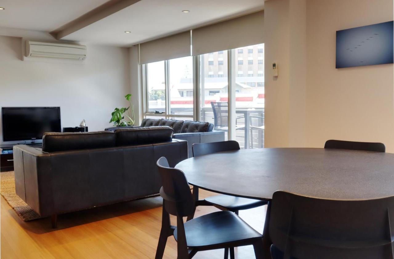 Fiveways Balcony, King Bed, Chef'S Kitchen Apartment Fremantle Exterior photo
